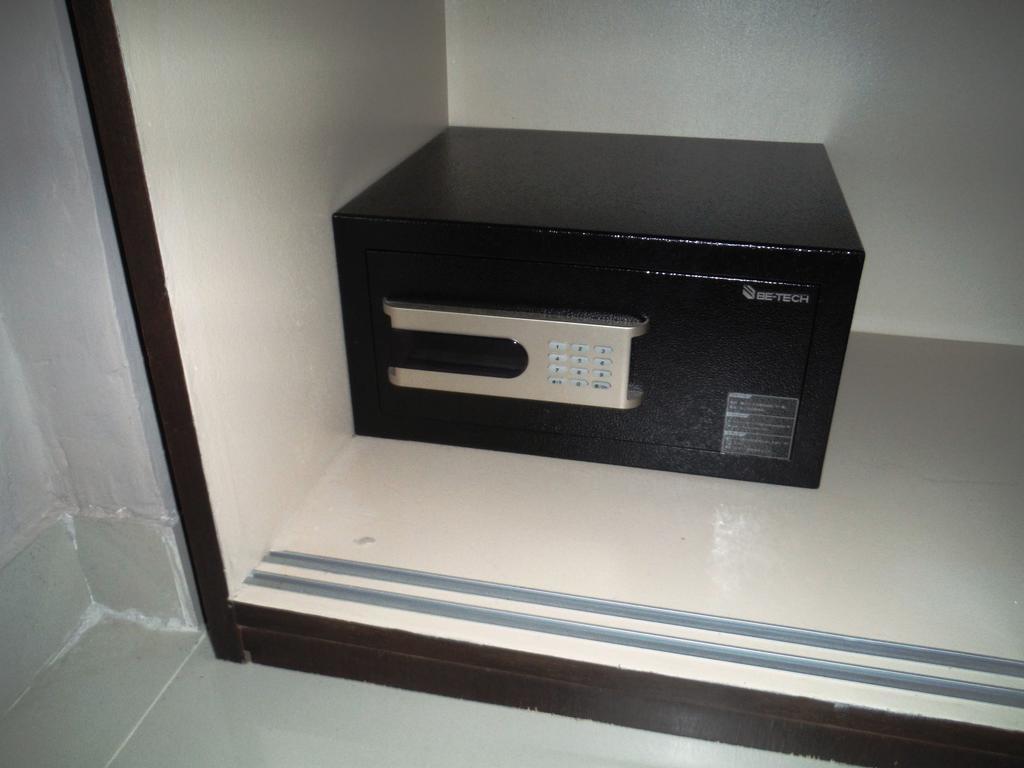 シューターズ ゲストハウス パッタヤー 部屋 写真